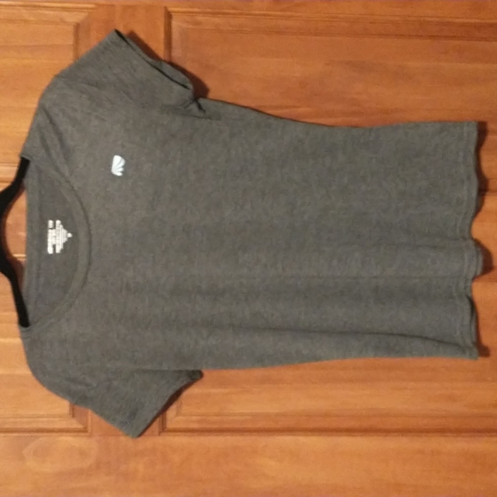 Marika tek woman's size M short sleeve performance tee w logo